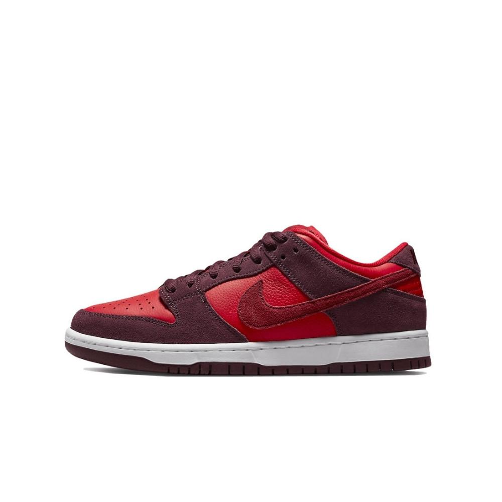 Nike SB Dunk Low Cherry