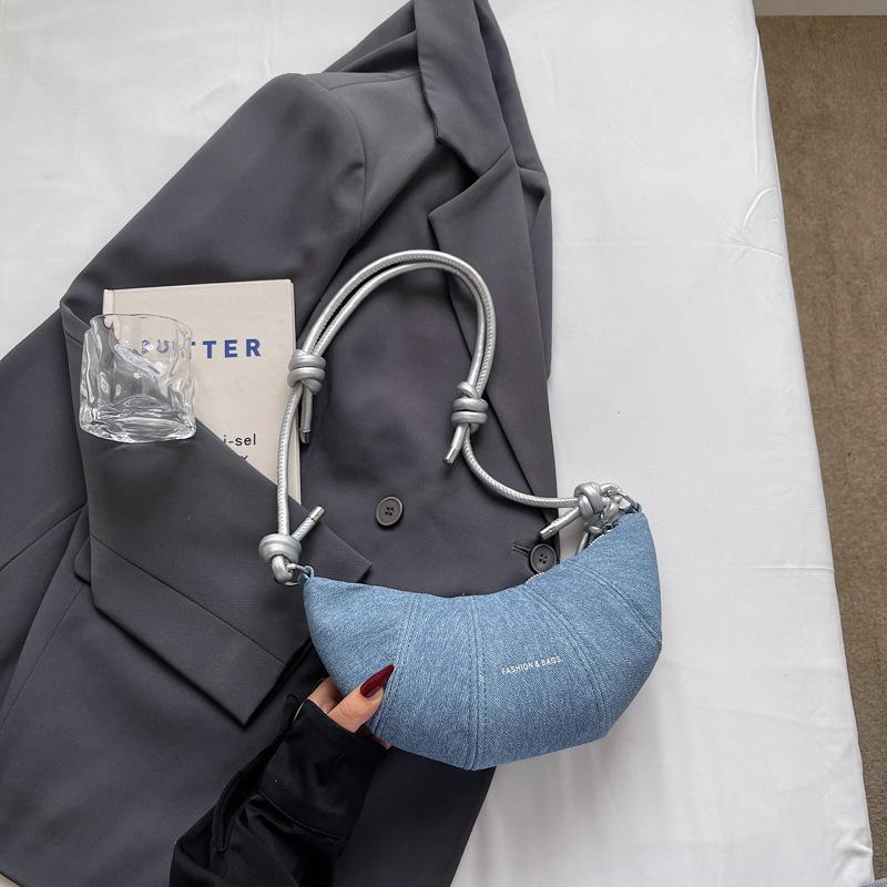 Niche Bag Women's Summer New Versatile Shoulder Messenger Bag Croissant Bag Casual Dumpling Bag