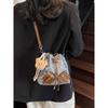 Retro Small Bag Women's Summer New Fashion Niche Messenger Bag Drawstring Is Now Popular Bucket Bag