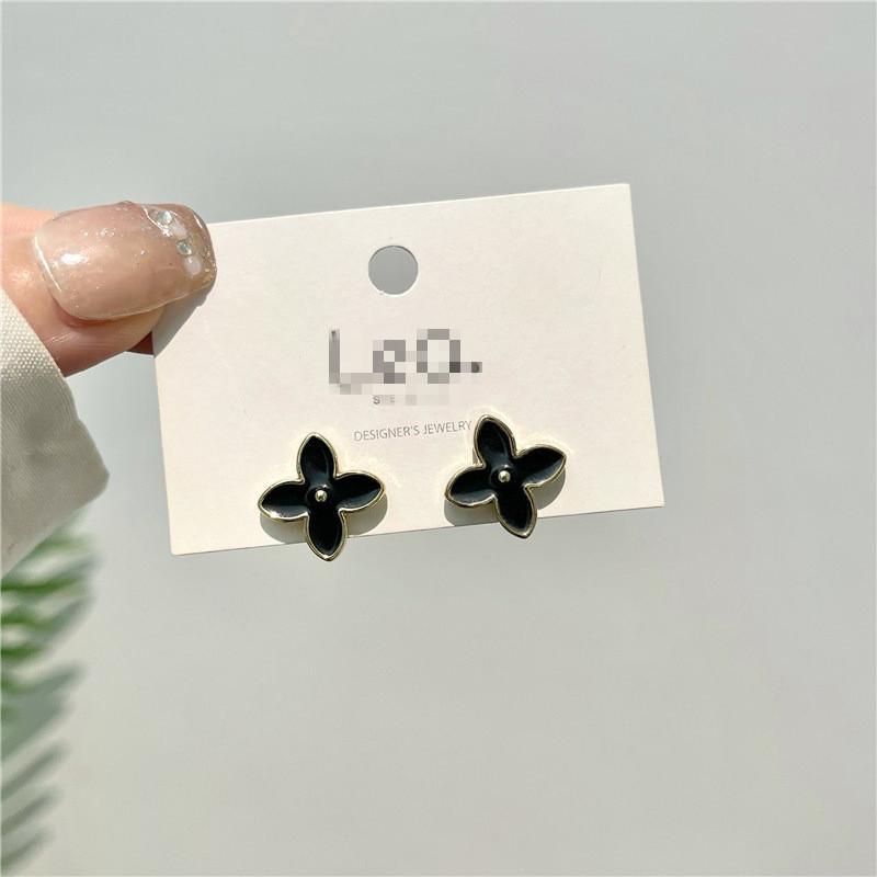 Arknights Mizuki Cos Game Four Leaf Clover Ear Earrings Animation Peripheral