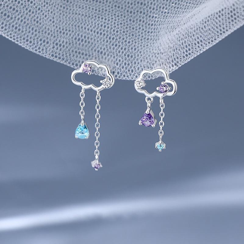 

Elegant Asymmetrical Cloud Tassel Earrings: High-End Water Drop Dangles for Women