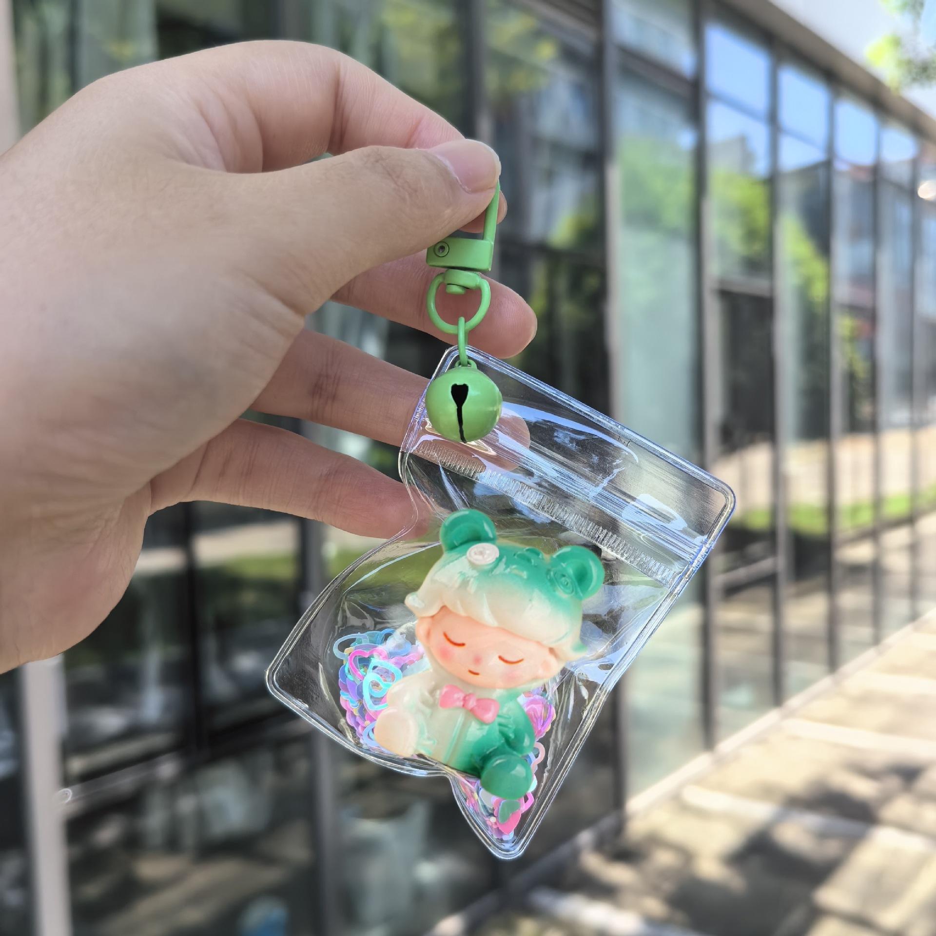Factory Source Creative Bear Colorful Resin Bow Tie Dimo Keychain Pocket Pendant Bag Accessories Women
