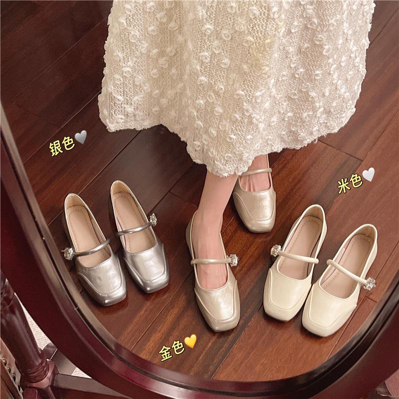 Autumn Low Temperament Mary Jane with Skirt Women's Shoes Single Shoes Women's 2025 New French Heel Flats Late Evening Wind Single Shoes