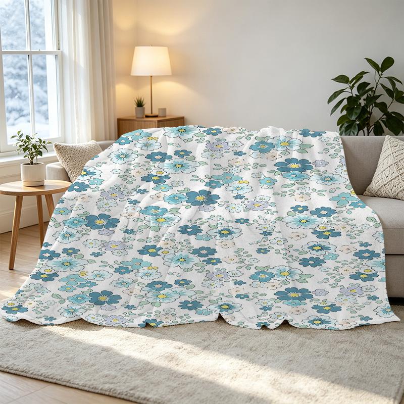 Floral Flannel Throw Blanket – Warm, Non-Pilling, Soft & Skin-Friendly for Home Napping, Daily Use, Christmas & Halloween