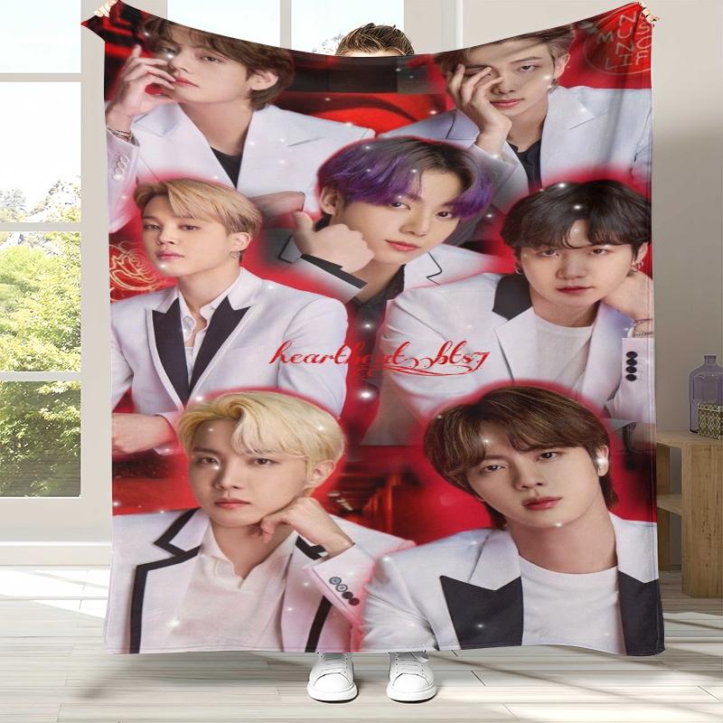 Modische B-BTS Kpop Flanelldecke, Ultraweiche Warme Plüschdecke für Zuhause Schlafzimmer Bett Sofa Abdeckung Büro Camping Picknick Geschenk