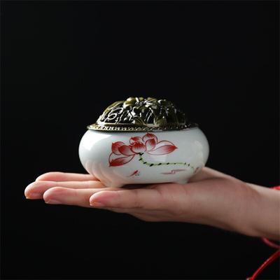 Keramikos ritės smilkalų degiklis namų dekoravimo amatų bokšto aromato smilkytuvas su vario dangteliu Buddha smilkalų laikikliu