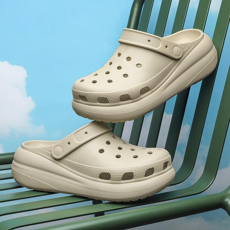 Plain board puffs EVA hole shoes for women's summer new thick-soled heightening non-slip beach cool slippers for women