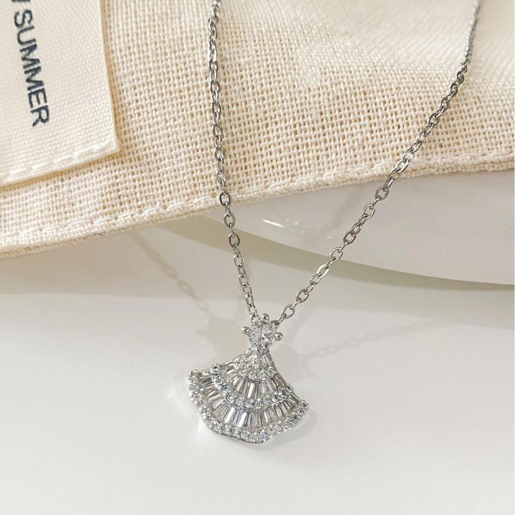 Exquisite Zirconia Pendant Necklace: French Fan Design with Skirt Hem and Collarbone Chain