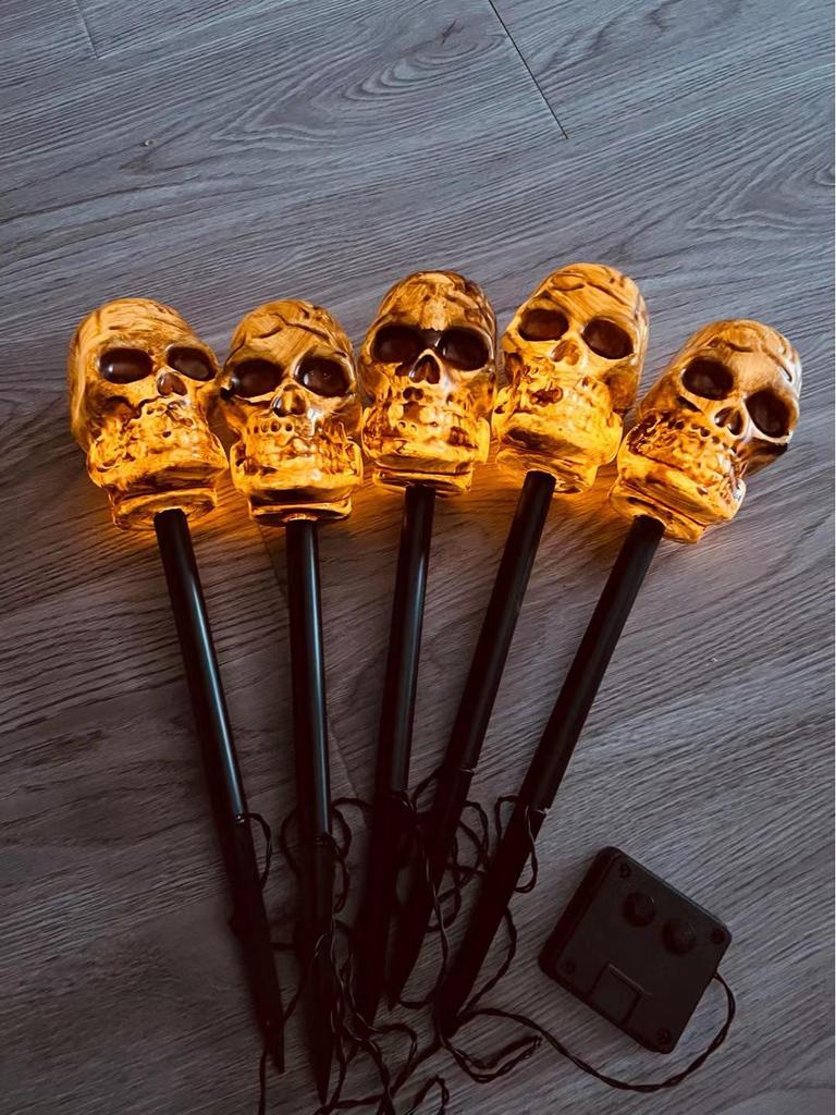 Solar LED Halloween Pumpkin & Skull Lawn Light