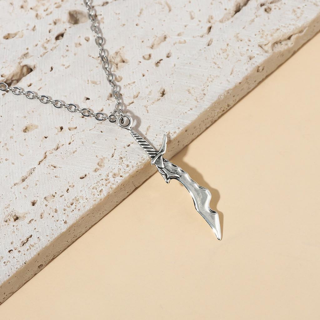 Solo Leveling Sung Jin Woo Alloy Short Blade Pendant Necklace For Cosplay Enthusiasts