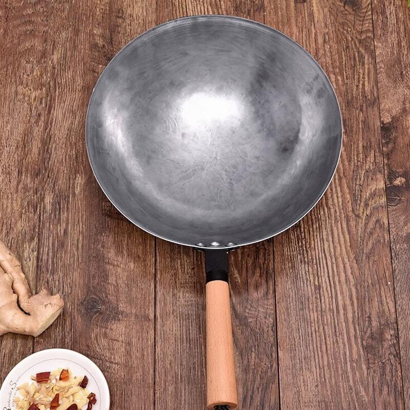 Yingtang Hand-Forged Cast Iron Round-Bottom Wok, 34cm