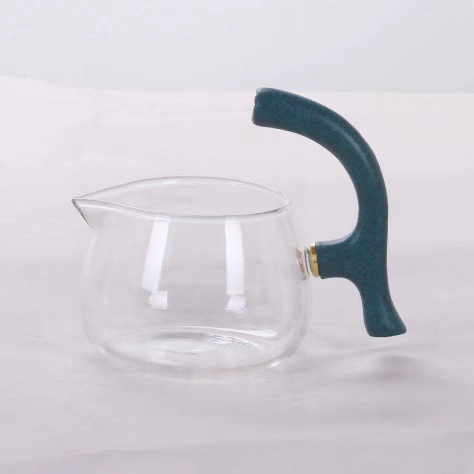 

Fully Automatic Glass Kung Teapot Preferred By Highend Tea Enthusiasts