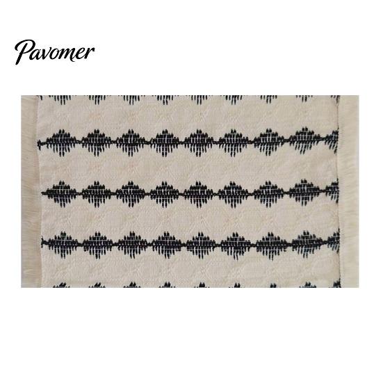 Farmhouse Fabric Placemats Bohemian Fringed Placemat Soft Cotton Linen Vintage Jacquard Machine Washable for Home Dining Table Decoration