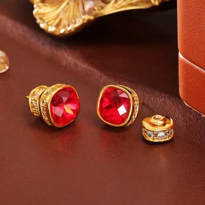Orecchini a Bottone in Zircone Rosso Raffinati: Rame placcato oro di alta gamma in stile dolce e cool