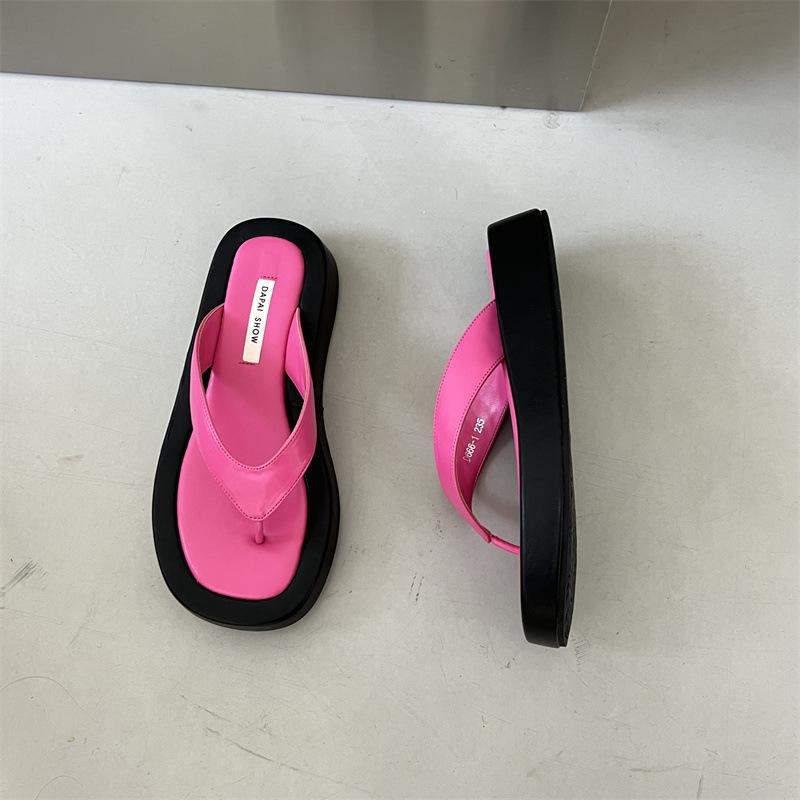 Fashion New Summer Candy Color Flip Flops Women  Designer Clip Toe Slides Outdoor Footwear Female Jandal Sandals Platform Slippers