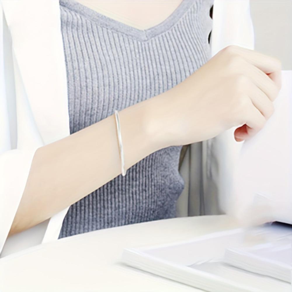 S925 Silver Plated Snake Bone Bracelet Unisex Luxury Couple Bracelet Stylish and Versatile