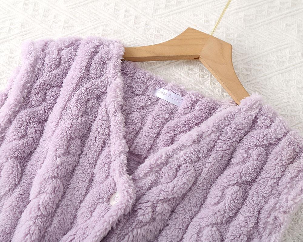 Women's Thick Cable Knit Cotton Vest