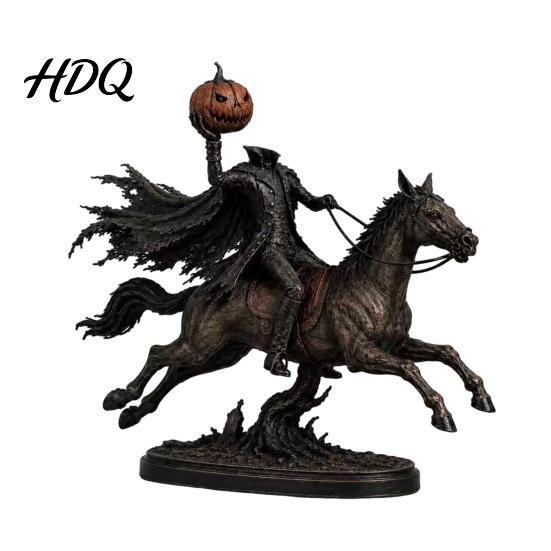 Miniature Warrior Figurine Halloween Knight On Horseback with Luminous Pumpkin Head Resin Figurine, Decorative Dark Gothic Home Decor Lighted