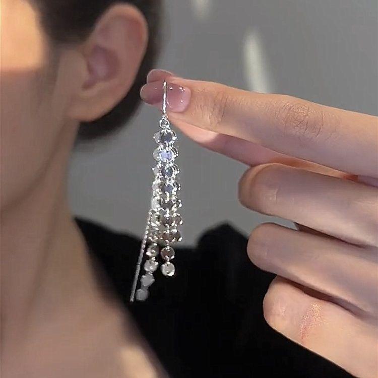 2023 Luxe Sequin Tassel Earrings: High-End Design for Women