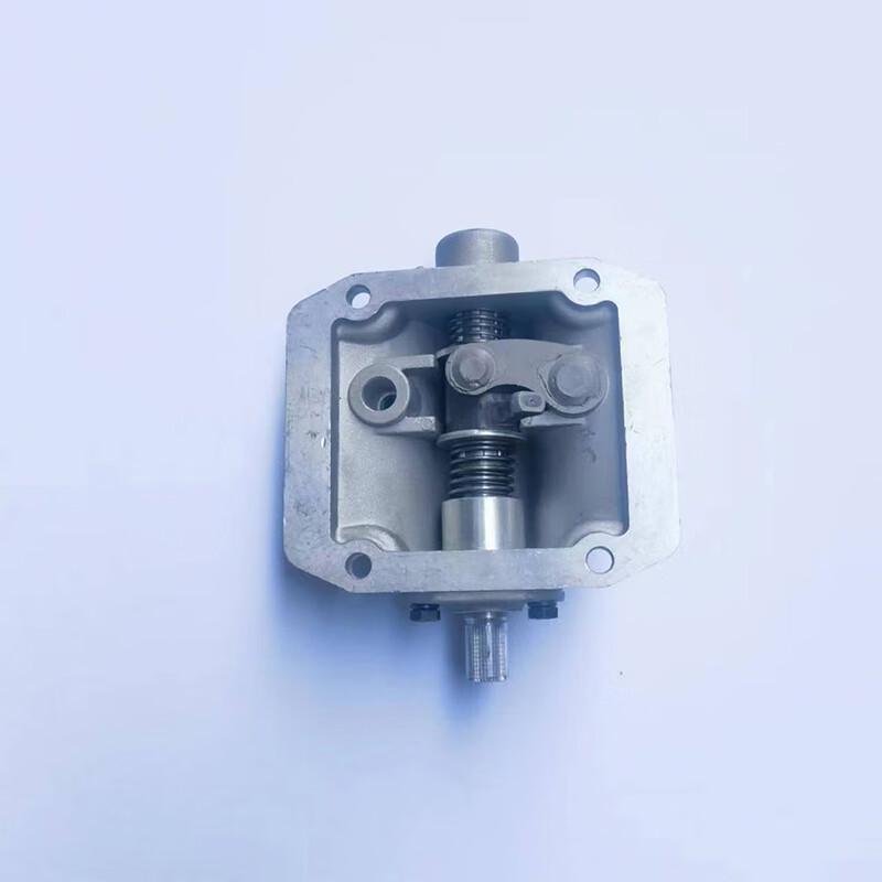 Dongfeng EQ1118GA Transmission Top Cover Assembly
