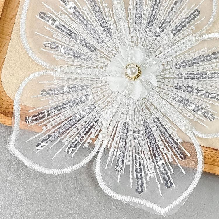 Multifuntional Flower Embroidery Mend Handmade Craft Supplies Clothing Accessory for Enhancing Clothing and Creation
