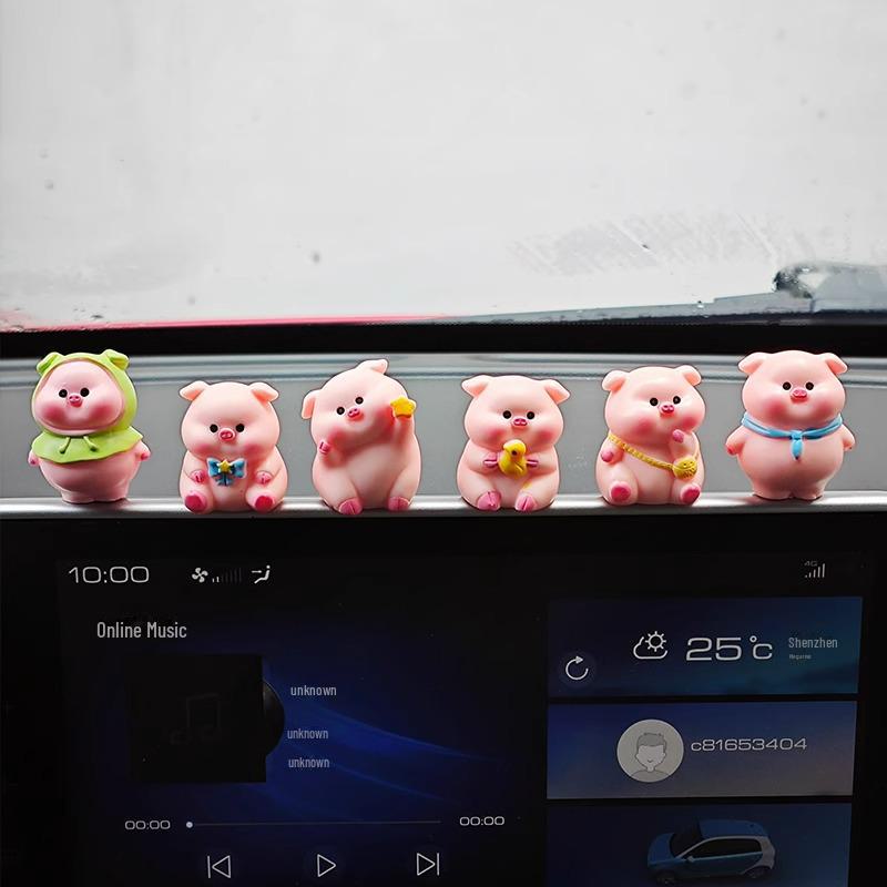 Cute Piglet Car Dashboard Ornament - Mini Interior Decoration