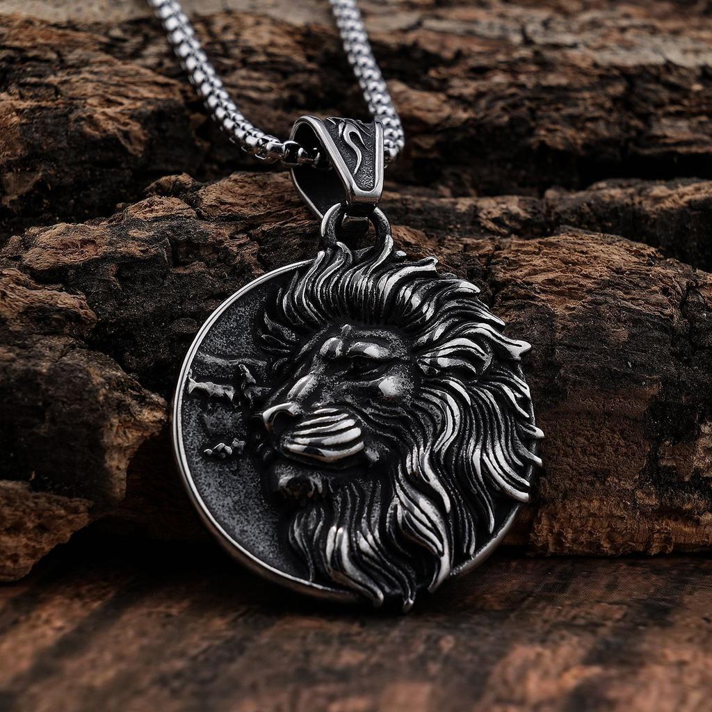 European and American Viking Series Domineering Retro Stainless Steel Lion Head Pendant Jewelry