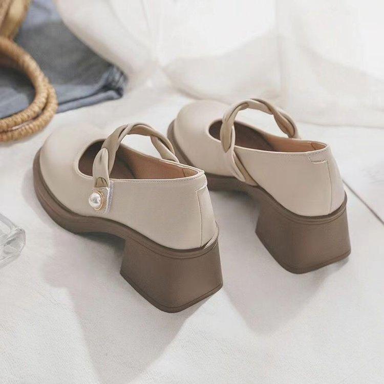 Mary Jane small leather shoes women's round head 2025 spring new Internet celebrity mid-heel shoes versatile thick heel shallow mouth platform shoes