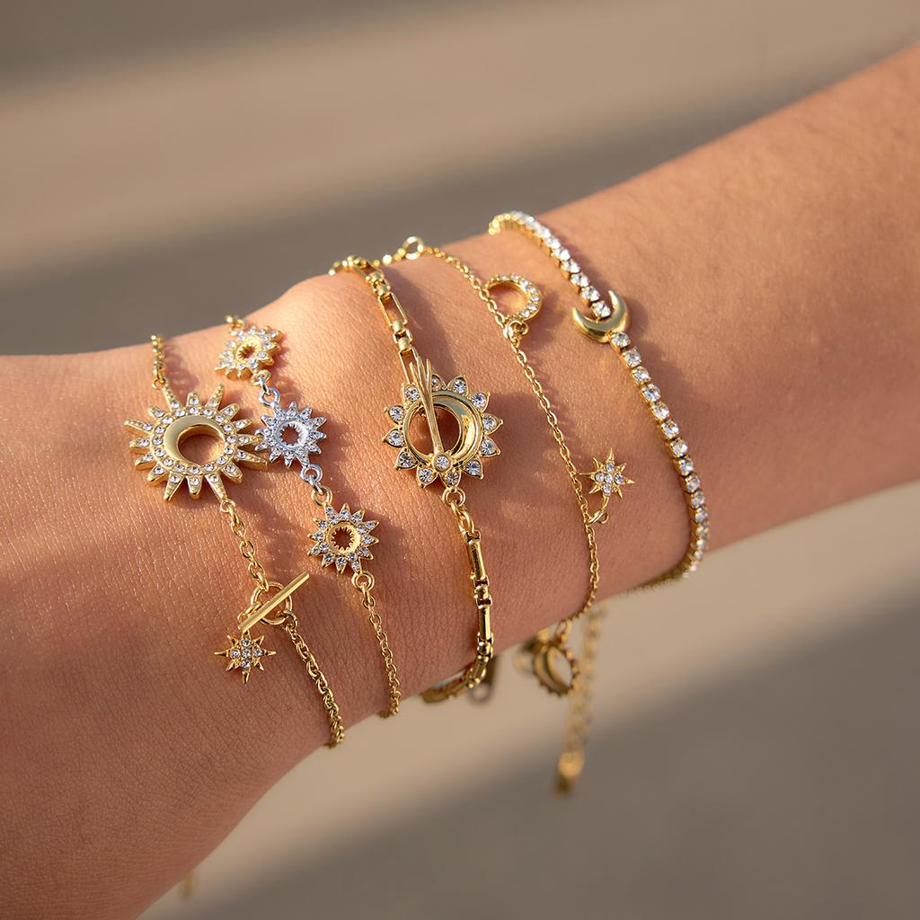 J&D Jewelry Celestial Sun Moon Star Charm Bracelet 18K Gold Plated Stainless Steel Rhinestone O Chain for Women
