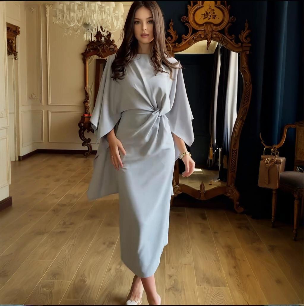 

2025 Summer Elegant Women s Solid Color Slit Dress: European & American Style with Round Neck Small светло-серый