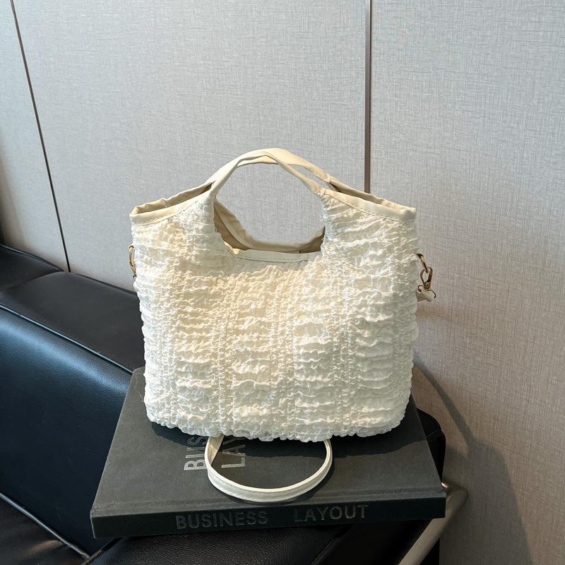 Bubble Fabric Large Capacity 2025 New Summer Pendant Popular This Year Simple Portable Shoulder Messenger Bag