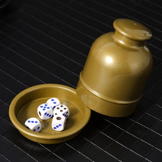 Würfelbecher Glatte Oberfläche Rissfest Angenehmes Handgefühl Verschleißfest Tischspiel