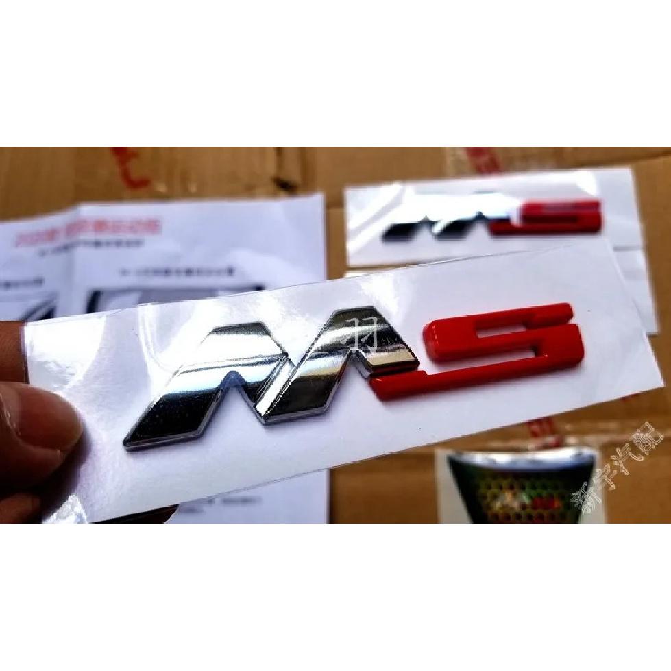 Outlander sports edition commemorative  a four wheel* 1 leaf plate*2 tail gate * 1 MS exclusive