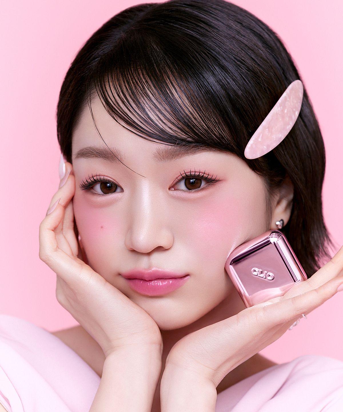 Essential Lip Cheek Tab (Nos. 7, 8) / Lip Cheek Tab Blur (Nos. 3, 5)
