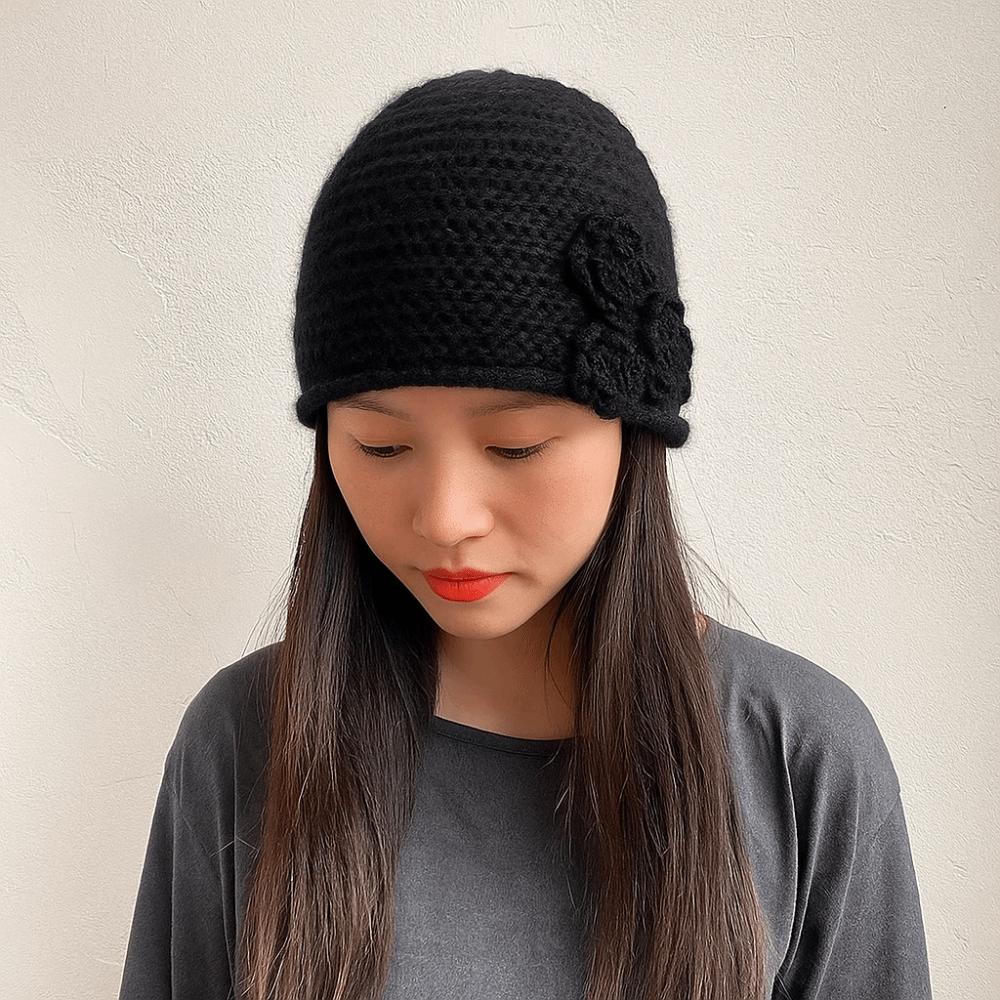 Korean Style Knitted Woolen Hat Elastic Flower Beanie Hat Versatile Winter Warm Hat  Cold Weather