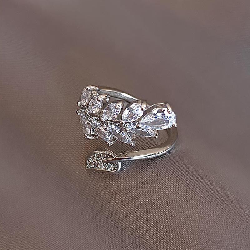 Luxurious Zircon Leaf Shaped Silver Open Rings For Womans Unusual Accessories For Korean Fashion Jewelry Party Girls Rings