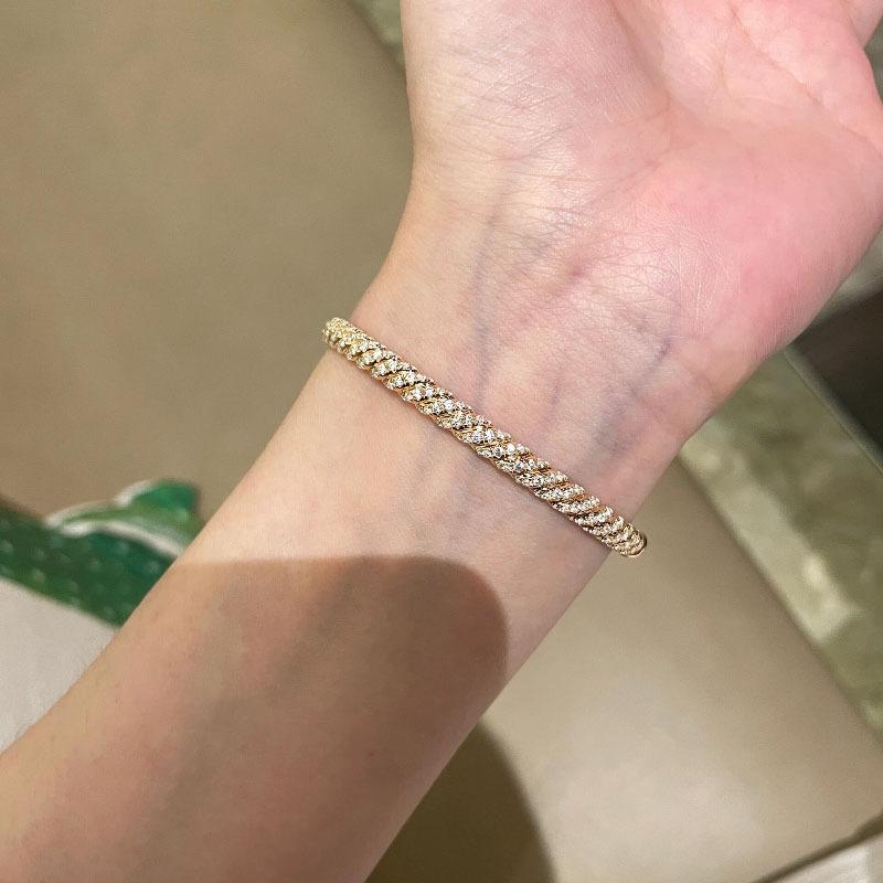 Luxury And High Quality Dazzling Shiny Spiral Bangles For Women Full Diamond   Two Color Retro Charm Bracelets Jewelry