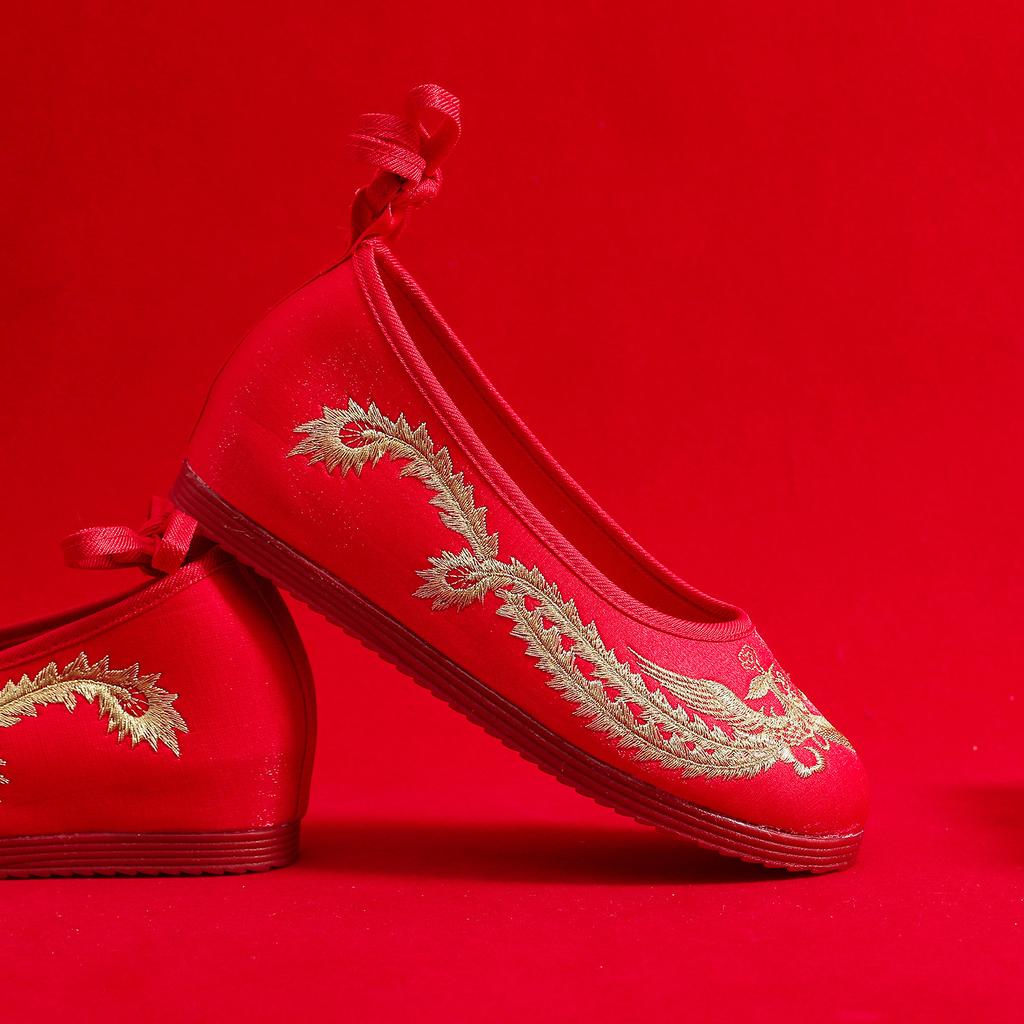 Bridal Shoes, Hanfu Shoes, Round Head, Red Sole Gold Silk Embroidered Xiuhe Wedding Dress Cloth Shoes Single Shoes Embroidered Cloth Shoes Women's Sh
