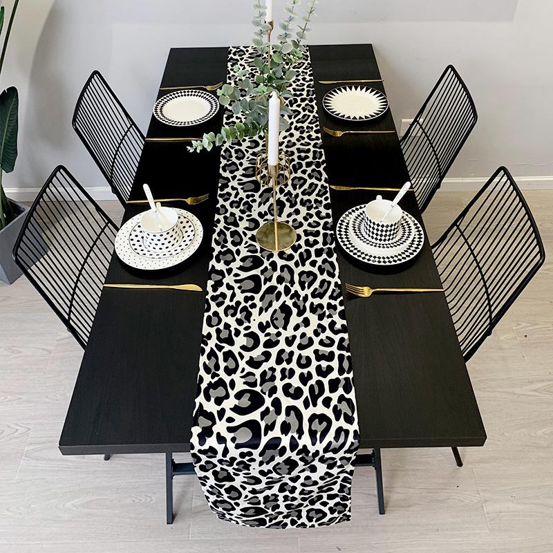 

Nordic Vintage Houndstooth Table Tracker Dining Covers House Decoration Heat Isolation Dirt Protective Fabric Chic 30x150cm