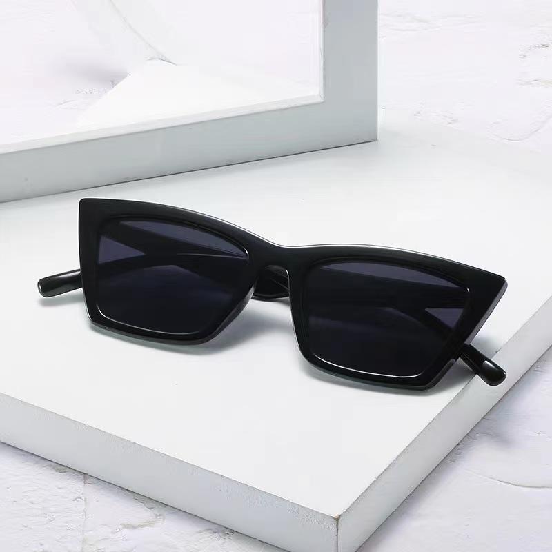 

Luxury Cat Eye Black Sunglasses Women Men Brand Fashion Sun Glasses Female Male Mirror Outdoors Travel Shades Oculos De Sol