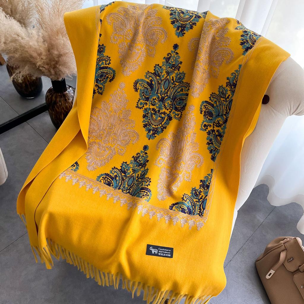Winter Warm Cashmere Scarf for Women Floral Embroidery Pashmina Blanket Thick Shawl Wrap Neckerchief Elegant Lady Poncho Bufanda
