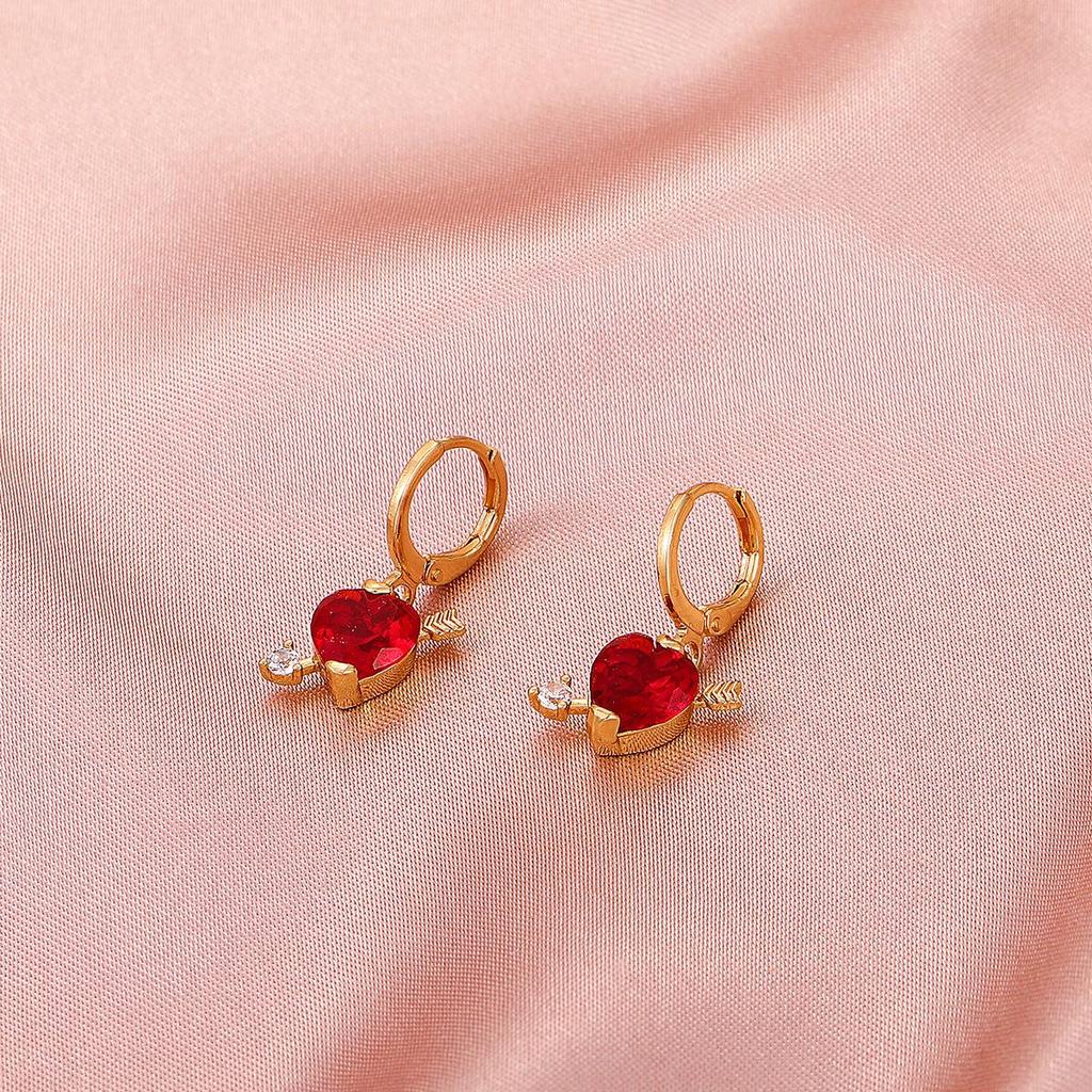 Gothic Heart & Wings Necklace – Retro Arrow Clavicle Chain Accessory