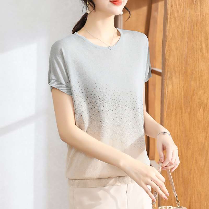 Women's Knitted T-shirt Ice Silk Short Sleeved Round Neck Top for Middle-aged and Elderly Women's Clothing
