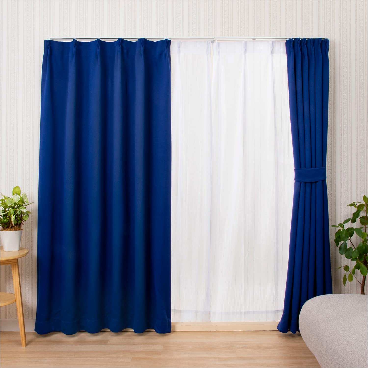 

Astro 1st Class Блэкаут Набор из 200 см Степень затемнения для улучшения сна Идеально для дневного сна и Ткань высокой плотности для Энергетические блоки Виды из Предотвращает