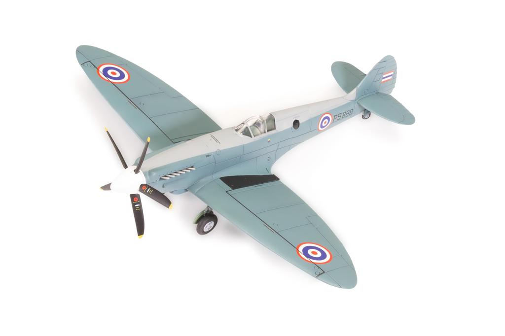 Airfix Supermarine Spitfire Plastic Model 1/72 PR.XIX X-2017B (Airplane)