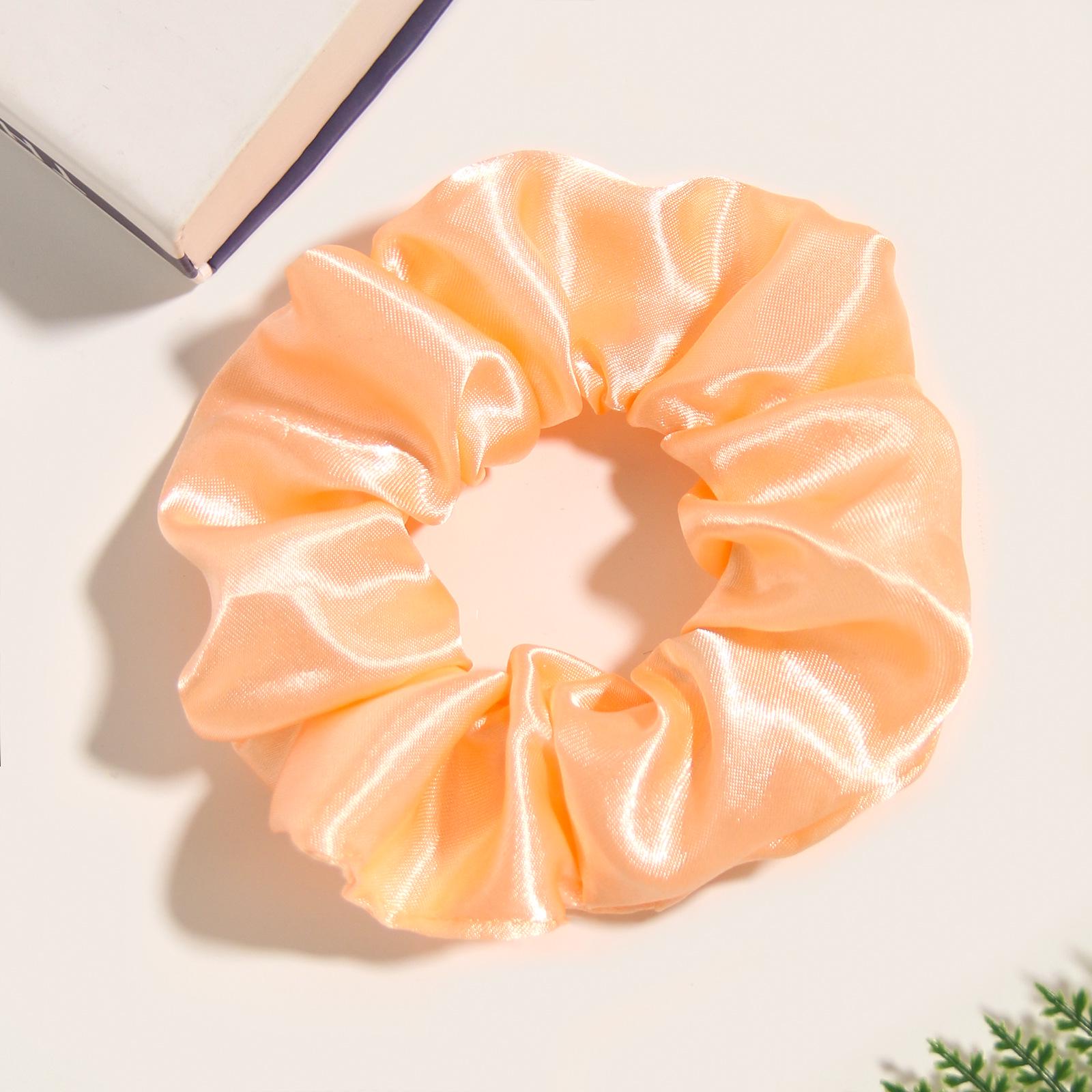 

Блестящая атласная однотонная резинка для волос: Эластичный модный головной убор в корейском стиле. розовый