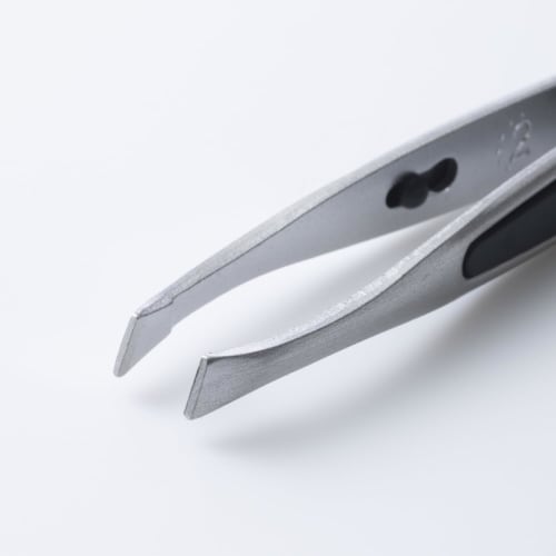 Kai Brand KAI Stylish Tweezers Slanted Tip Silver Tweezers Anti-Slip HK0425