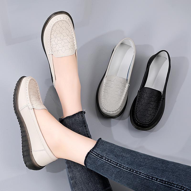 Doudou Women's Slip-On Loafers: Spring-Fall Non-Slip Casual Shoes, Low-Cut, Plus Size for Pregnant Moms