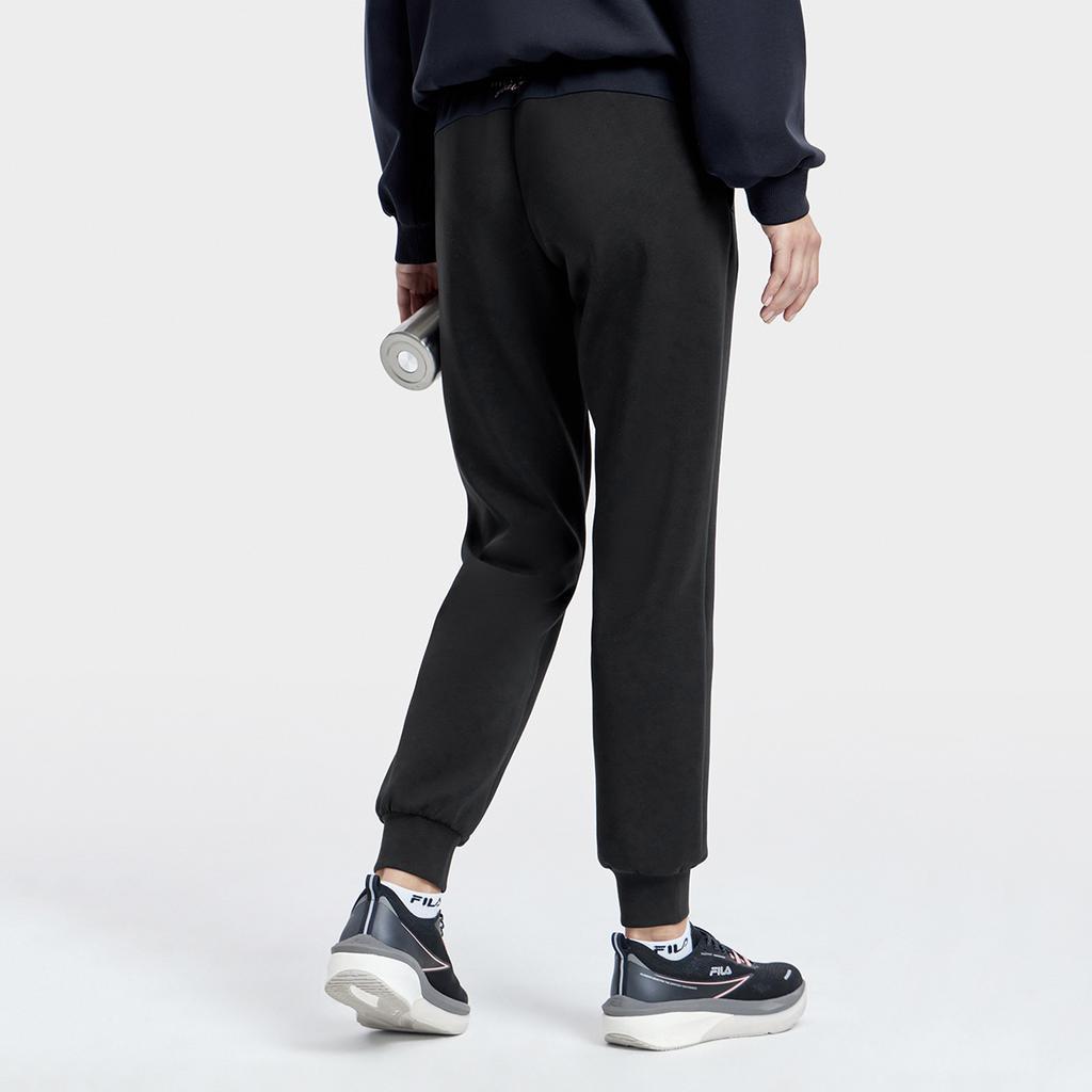 FILA Fitness Series Solid Color Logo Jogger Knit Pants Women Pants Black A11W331609FBK