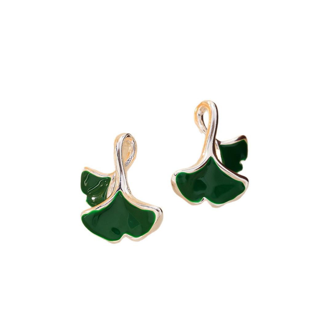 S925 Silver Needle Japanese Fresh Green Ginkgo Leaves Compact Earrings Artistic Girl Heart Minimalist Versatile